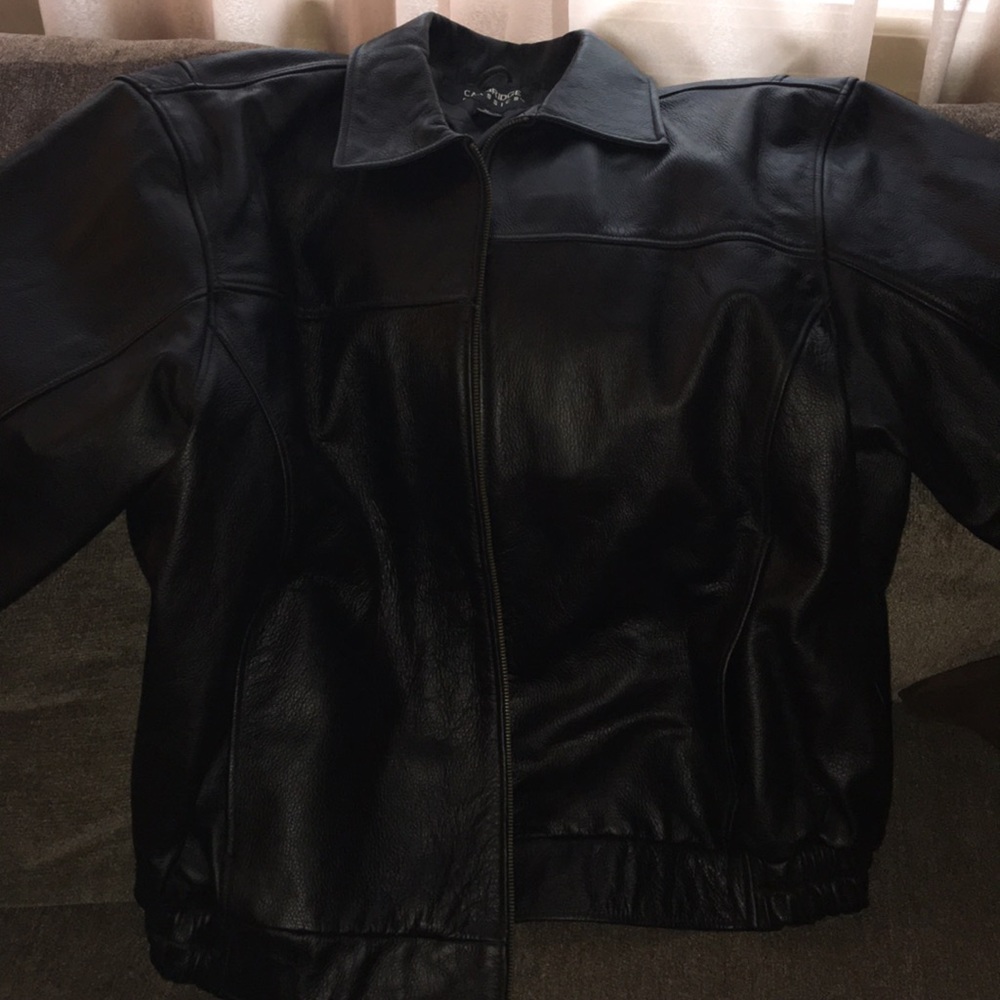 Men’s heavy duty leather jacket
